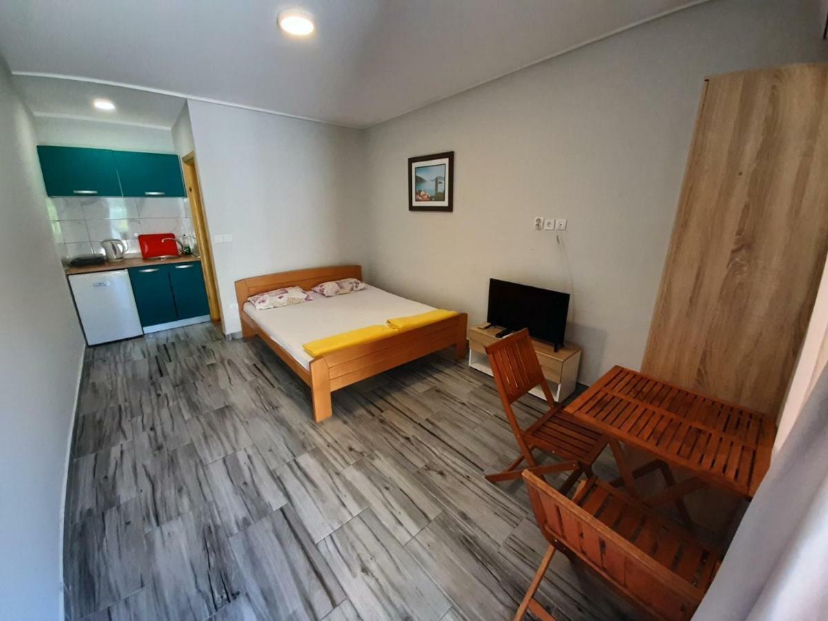 Apartments Dakovic โกตอร์ ภายนอก รูปภาพ