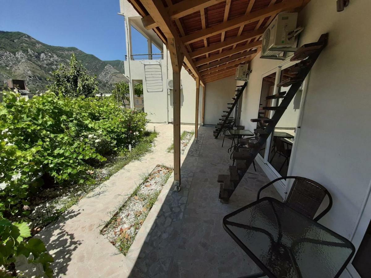 Apartments Dakovic โกตอร์ ภายนอก รูปภาพ
