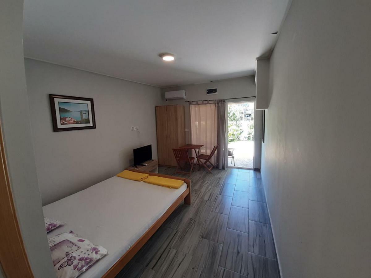 Apartments Dakovic โกตอร์ ภายนอก รูปภาพ